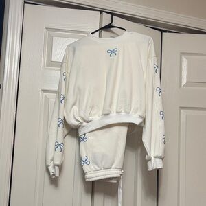 XS White Sweatshirt with Blue Bow Accents